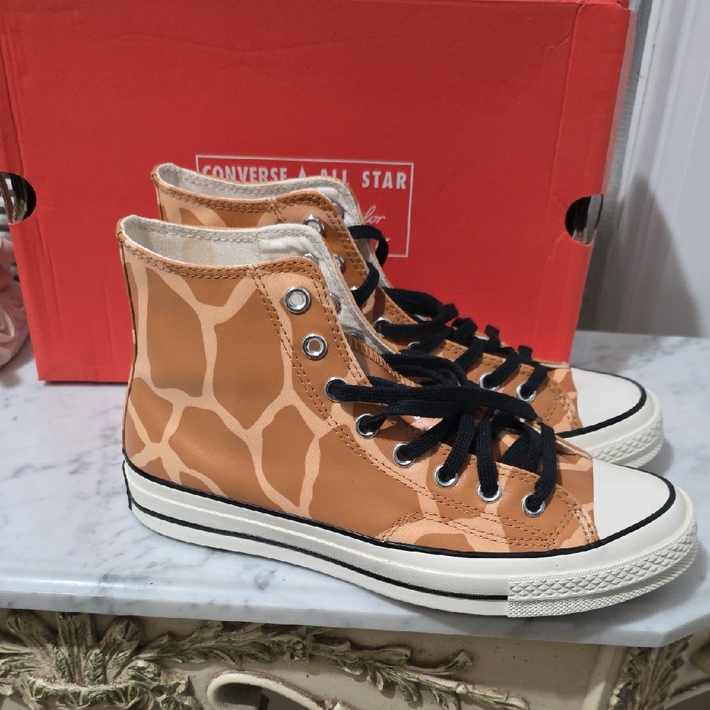 Converse Chuck 70 High Giraffe Glow In The Dark Sz 9M New